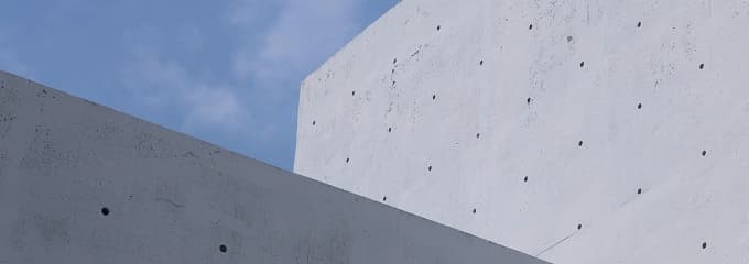 「もっと見る」セクション