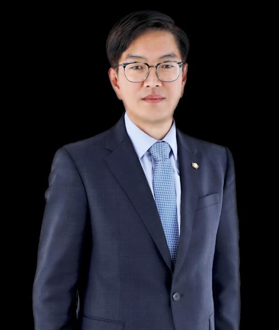 パク・ソンドン 弁護士