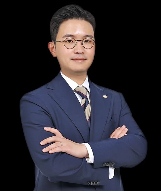キム・ヨンヒョン 弁護士